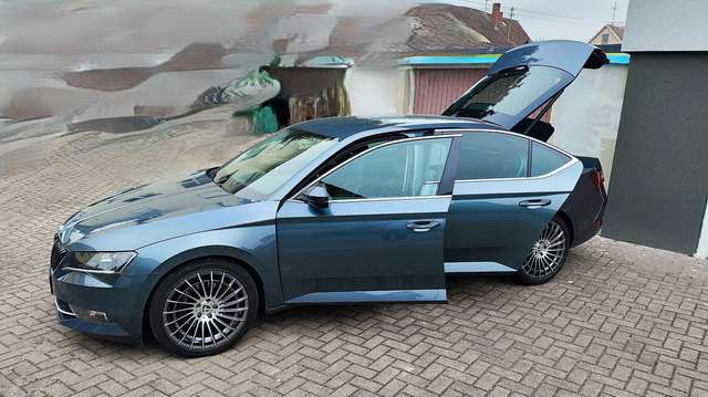 Skoda Superb Superb III Diesel 2.0 TDI DSG Style