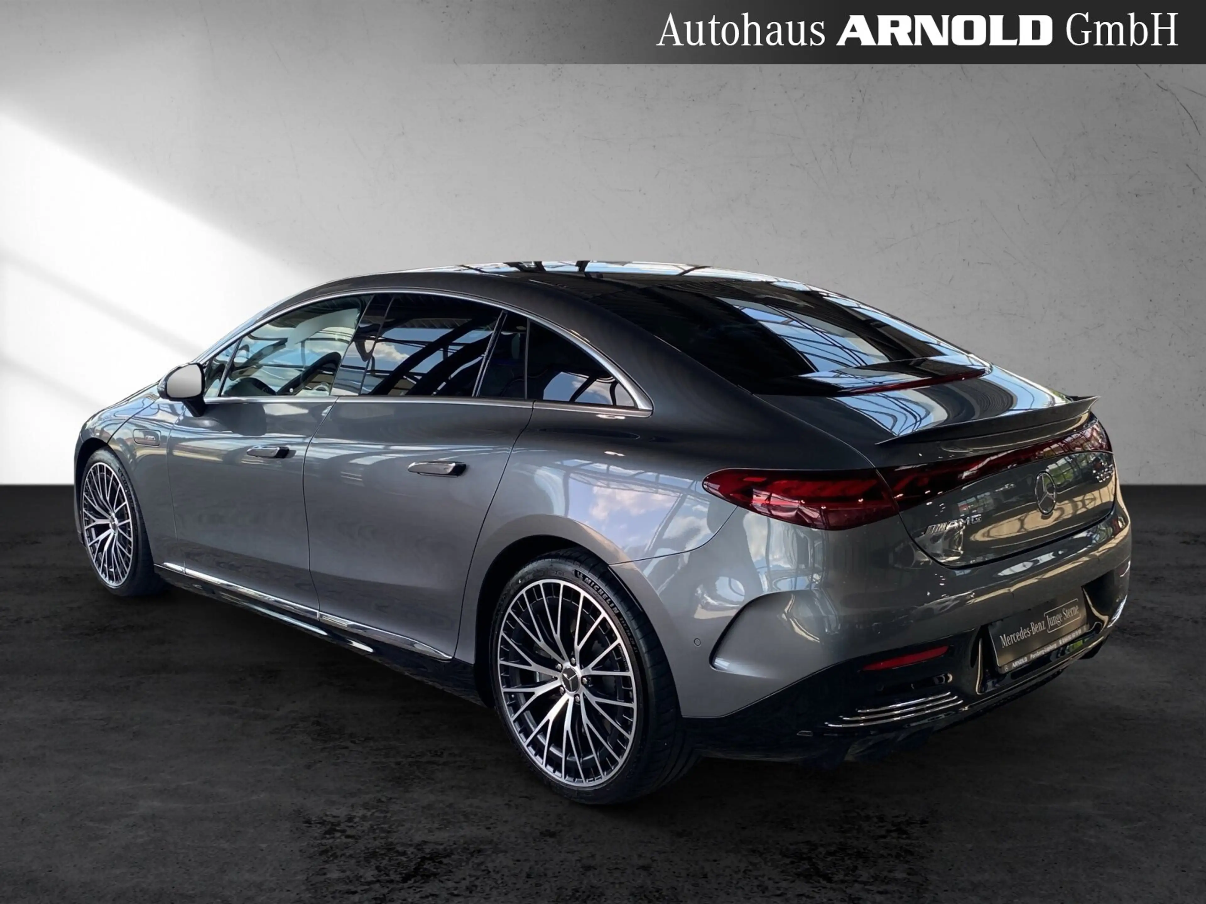 Mercedes-Benz EQE 43 Mercedes-AMG EQE 43 4M HYPERSCREEN AIRM HUD Pano — photo 4