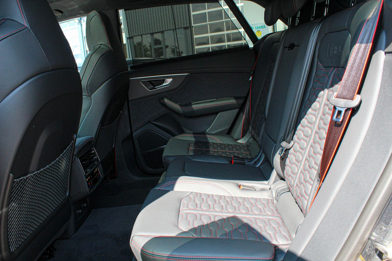 Audi RS Q8 Performance Keramik+AHK+ACC+Pano+Headup+... — photo 10