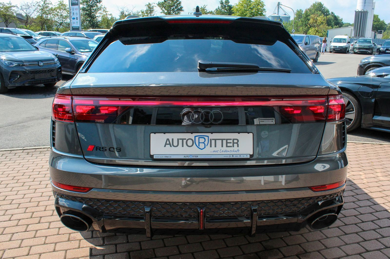 Audi RS Q8 Performance Keramik+AHK+ACC+Pano+Headup+... — photo 5