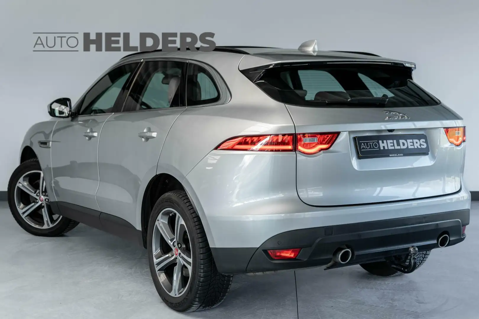 Jaguar F-Pace 3.0 S AWD 30d Panorama Verkoeling Trekhaak 20' Gris - 2