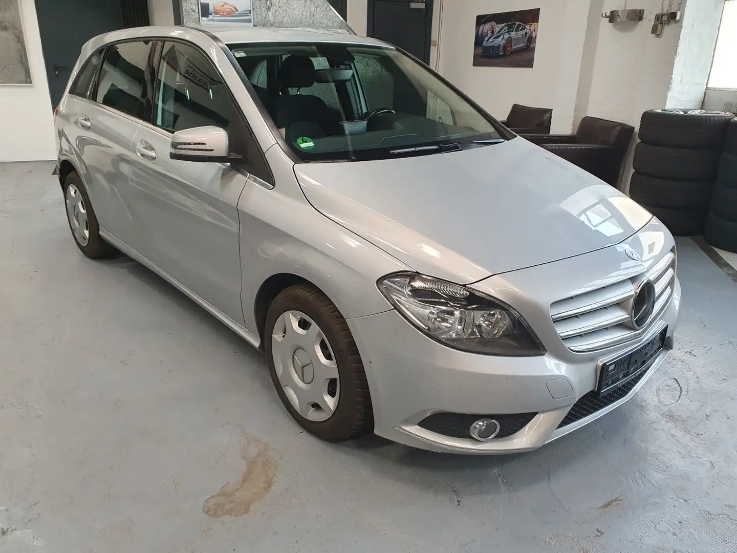 Mercedes-Benz B 180 CDI Navi, Sitzheizung Silber - 1