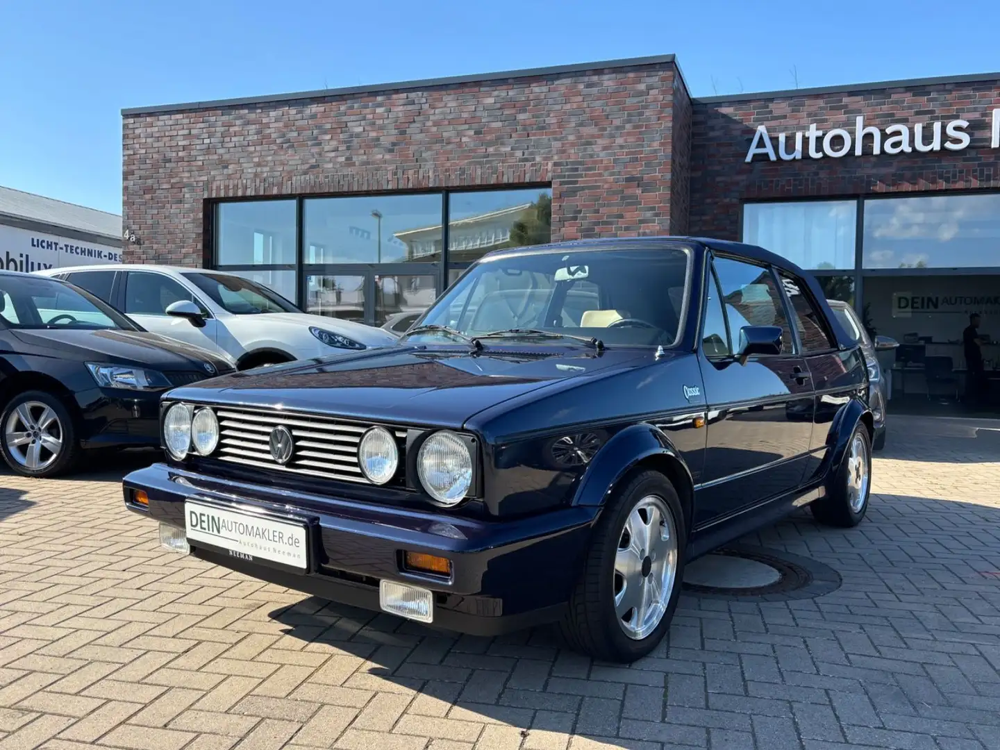 Volkswagen Golf Cabriolet Automatik Klima Leder Violett - 1
