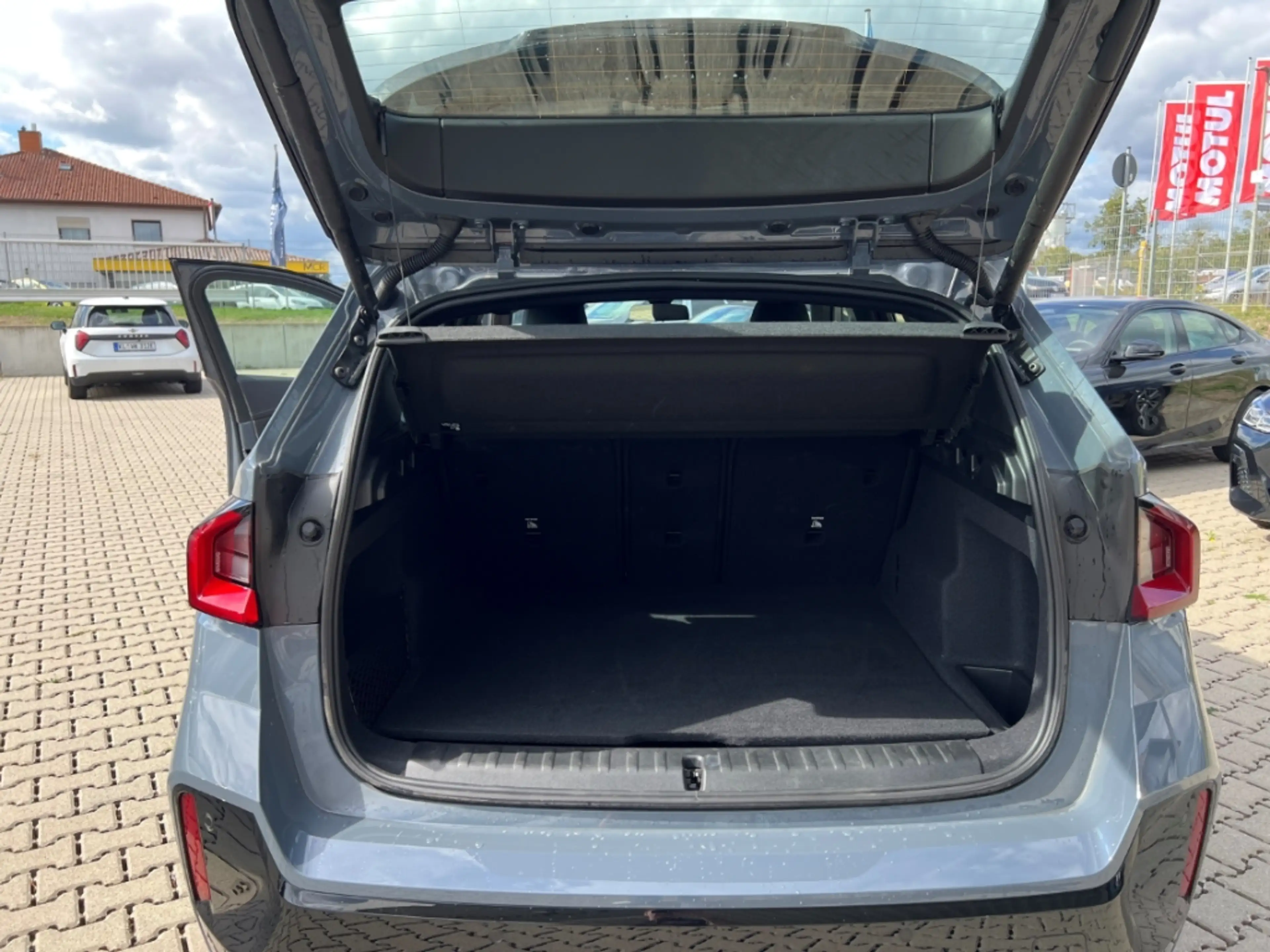BMW X1 sDrive20i M Sport 19'' el.Aktivsitz H/K Comf.Pak. — photo 10