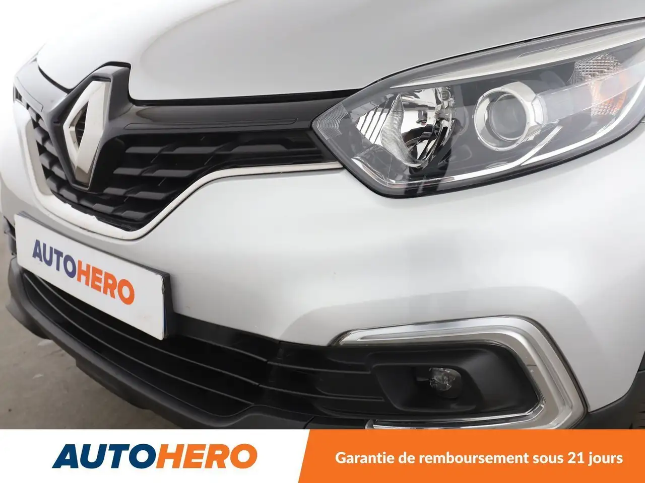 Renault Captur — photo 31