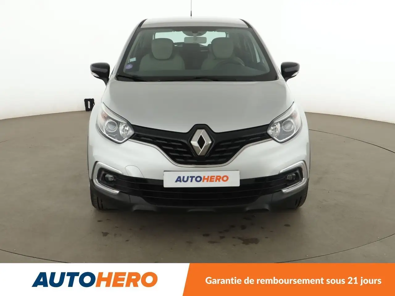 Renault Captur — photo 9