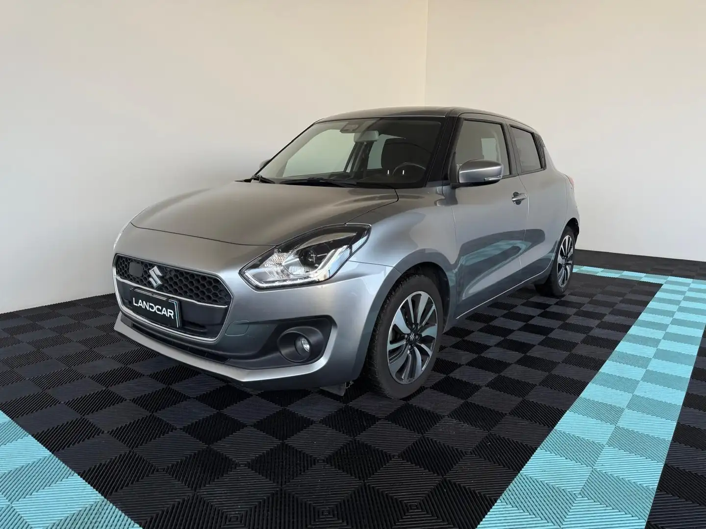 Suzuki Swift 1.2 Hybrid Top Grigio - 1