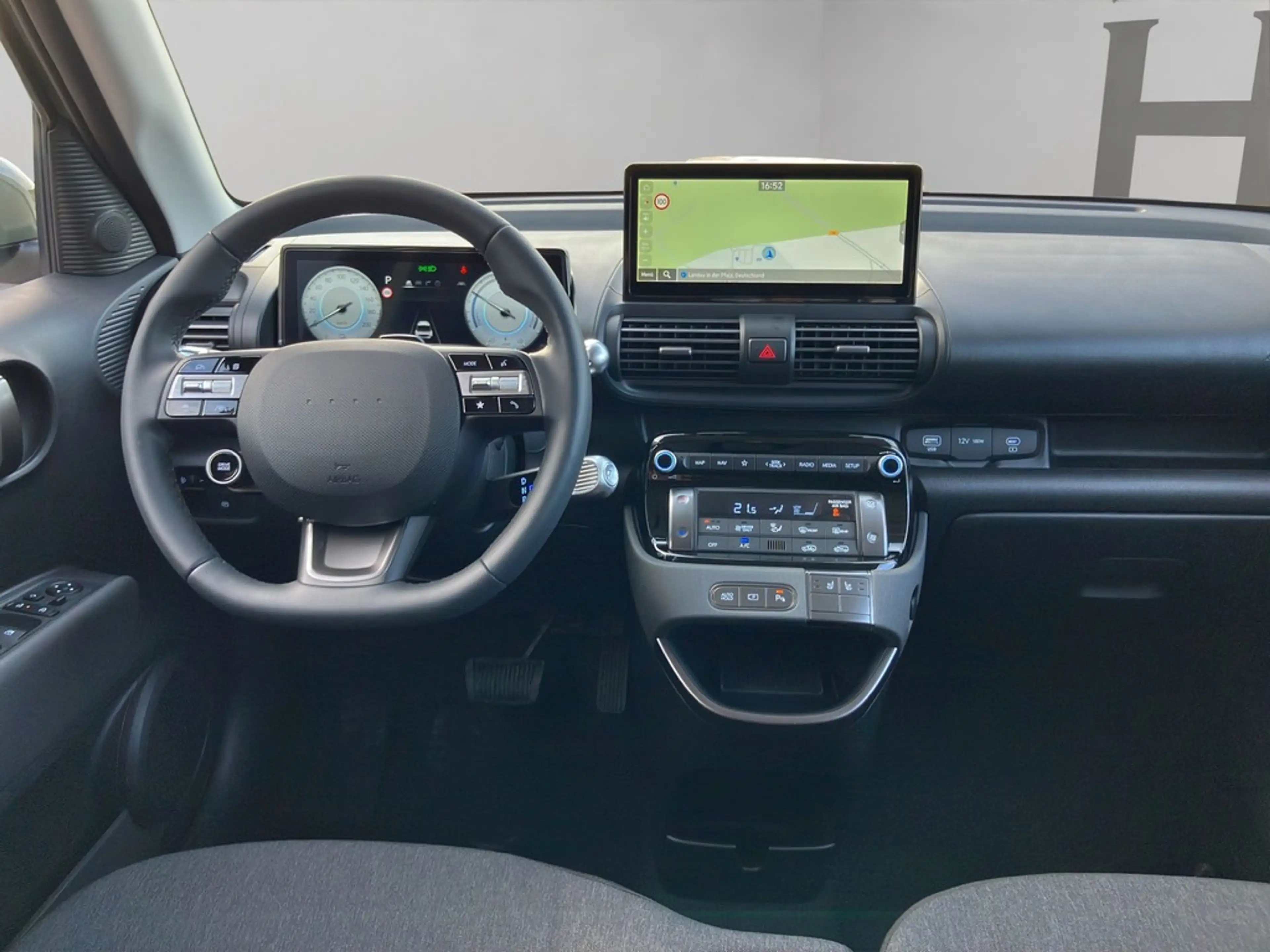 Hyundai Inster EV 49kWh Trend Elektro-Komfort-Paket — photo 14