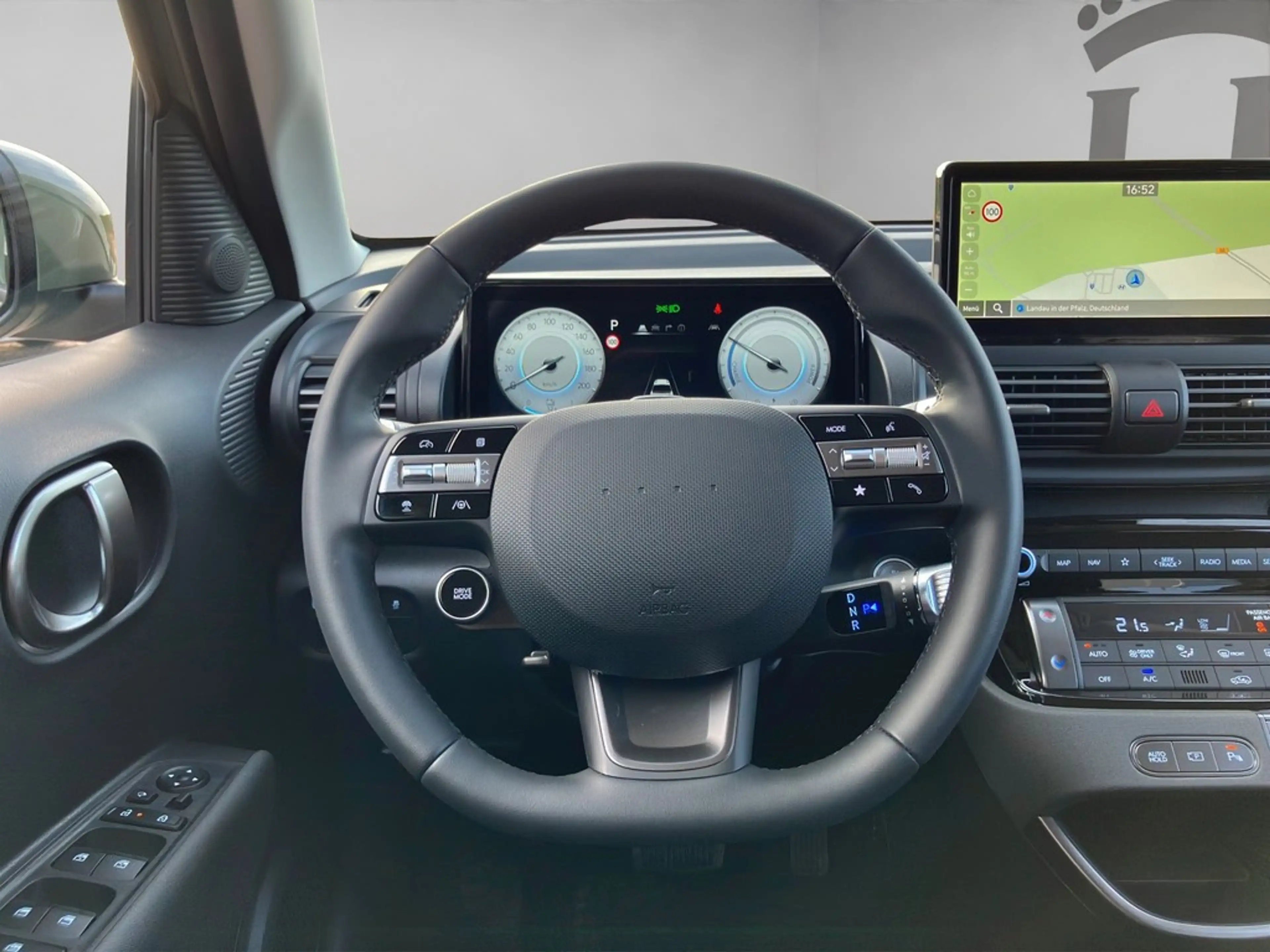Hyundai Inster EV 49kWh Trend Elektro-Komfort-Paket — photo 12