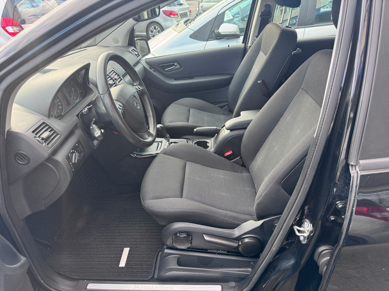 Mercedes-Benz A 160 Automatik — photo 14