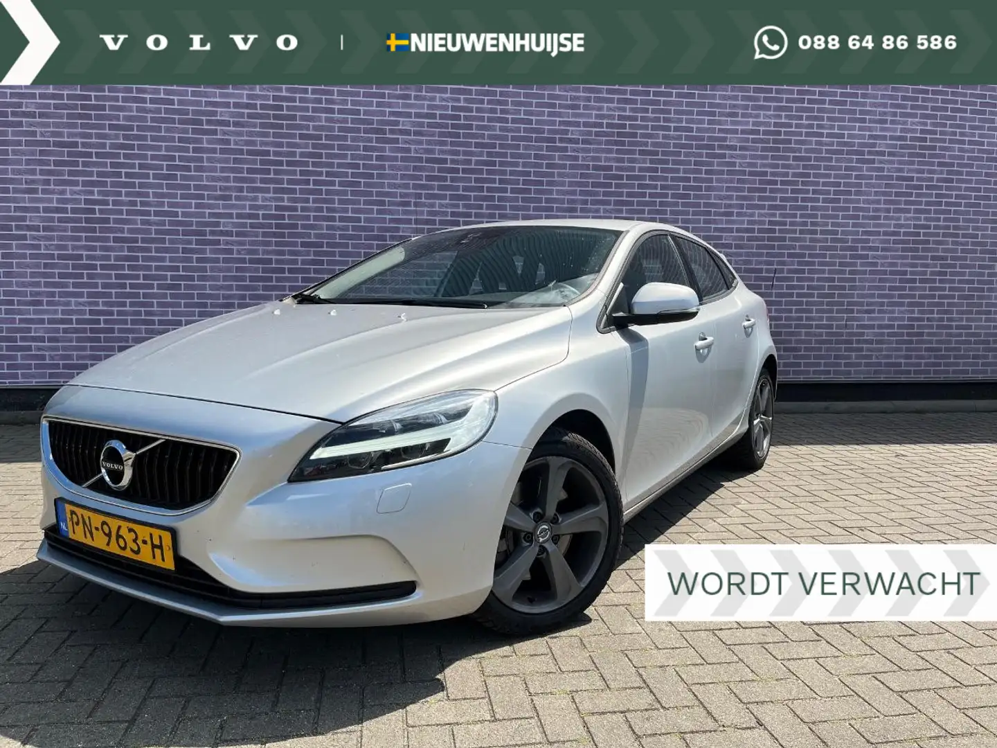 Volvo V40 1.5 T3 Nordic+ | Navi | Stoelverwarming | Park Ass Grijs - 1