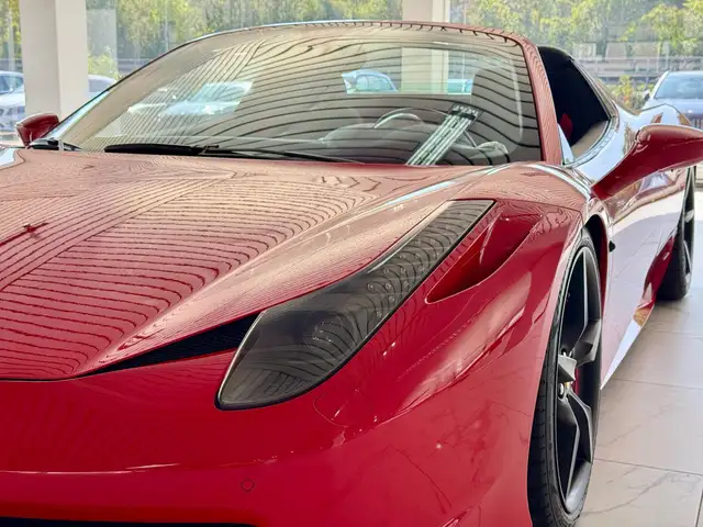 Ferrari 458 view 8