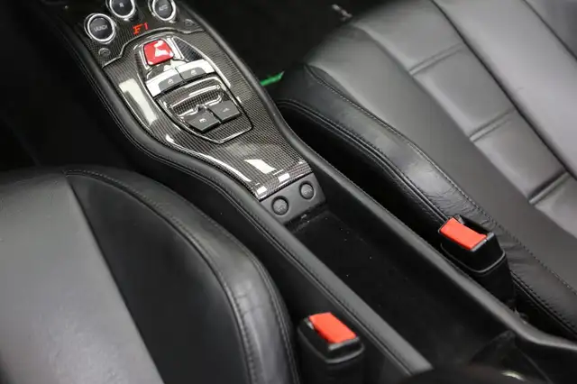 Ferrari 458 view 24