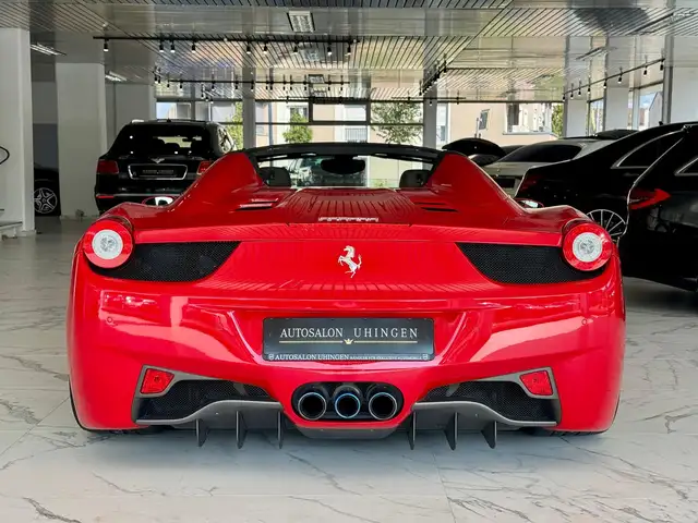 Ferrari 458 view 5