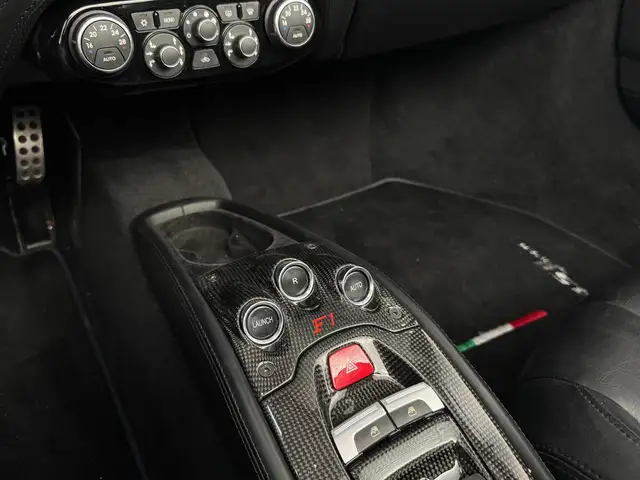 Ferrari 458 view 22