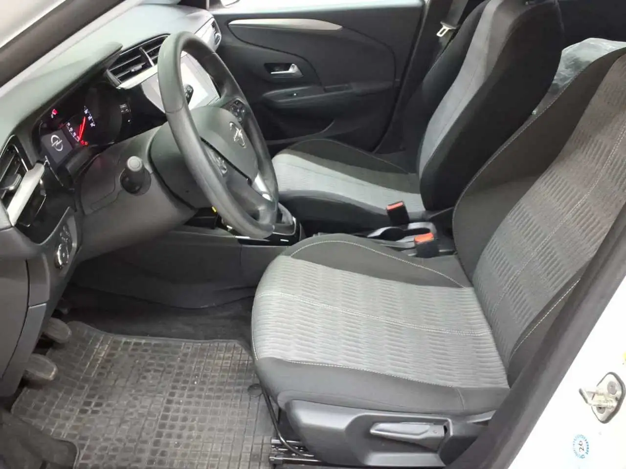 Opel Corsa 1.2T Edition Navi PDC KAM SHZ, миниатюра 7