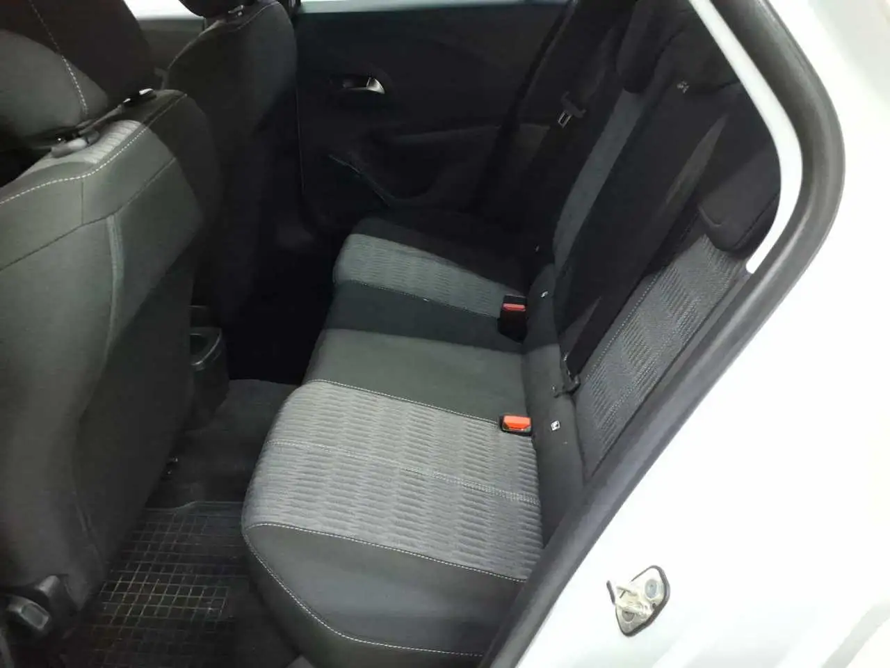 Opel Corsa 1.2T Edition Navi PDC KAM SHZ, миниатюра 13
