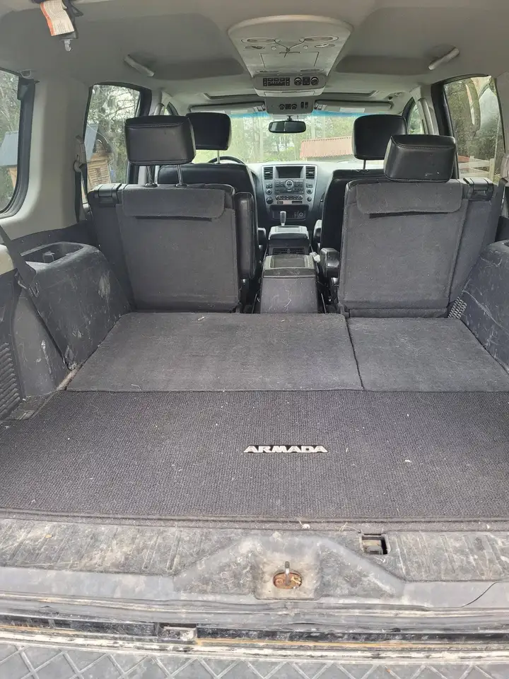 Nissan Armada снимка Nissan Armada