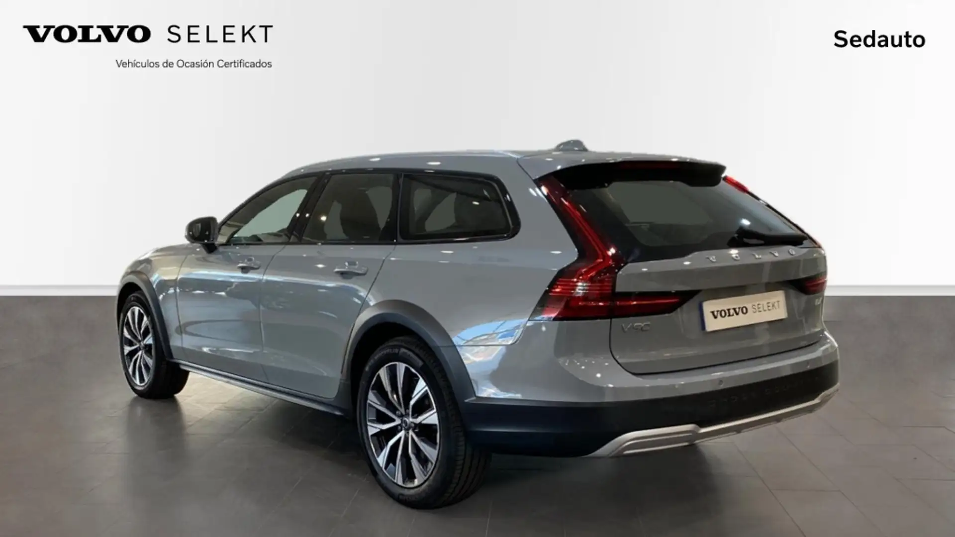 Volvo V90 Cross Country 2.0 B4 D PLUS 4WD AUTO 5P - 2