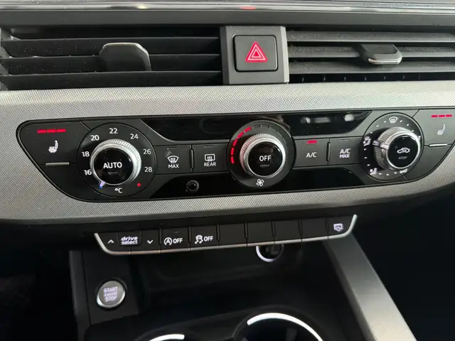 Audi A4 view 14