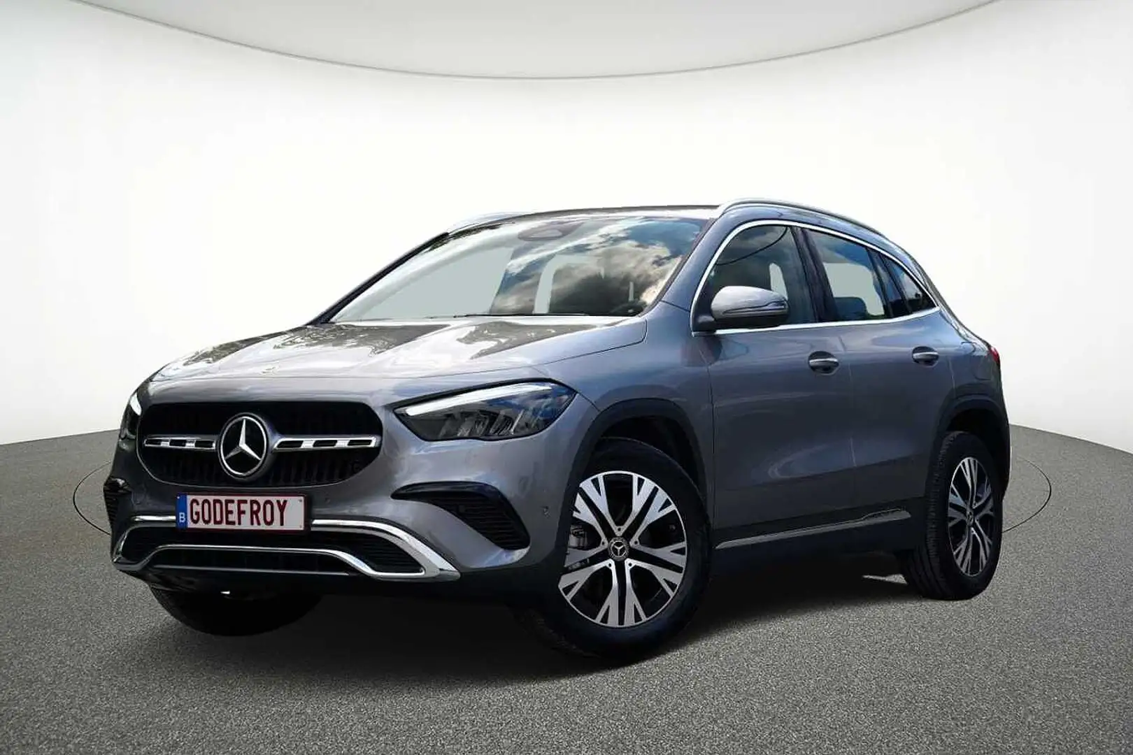 Mercedes-Benz GLA 180 Gri - 1