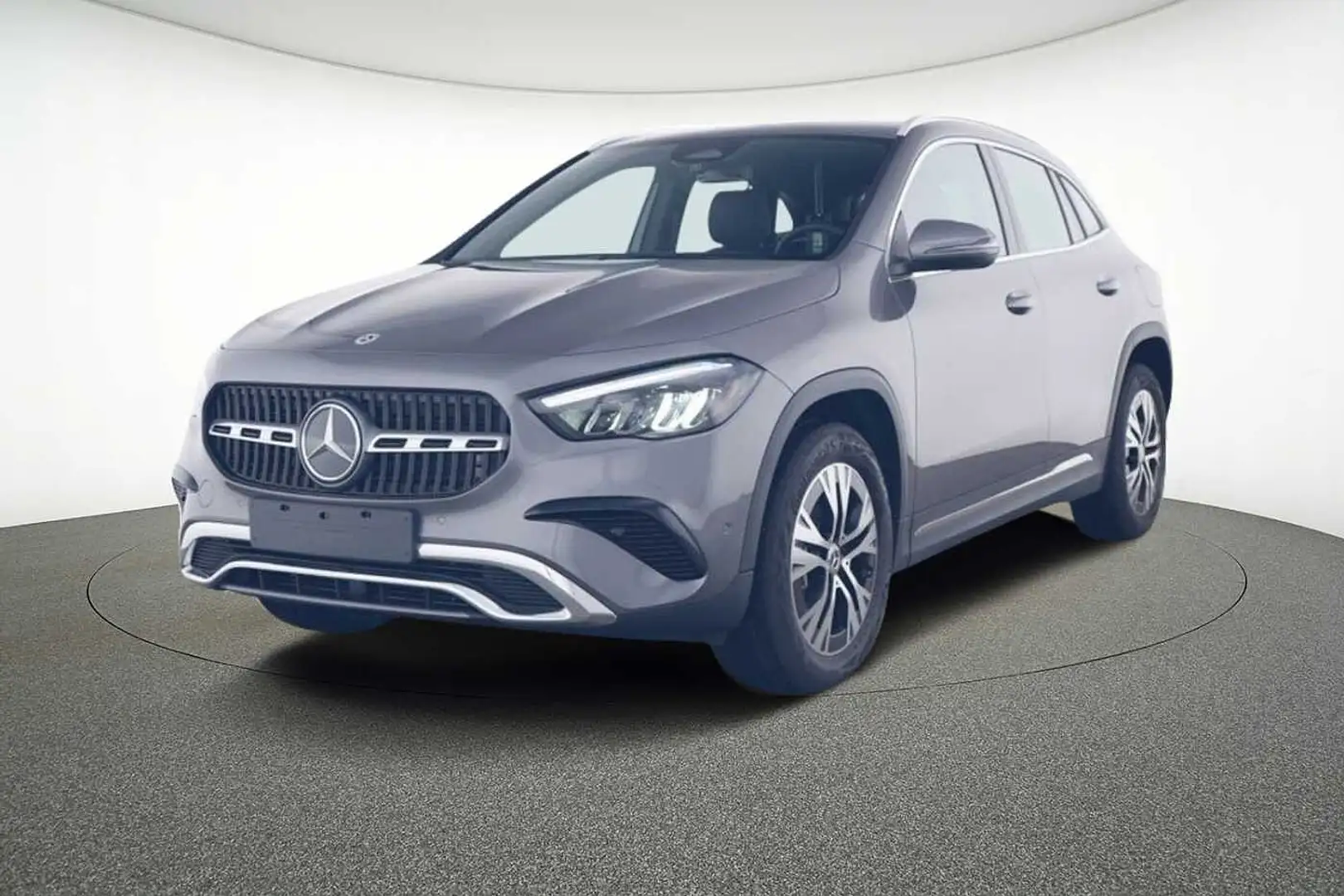Mercedes-Benz GLA 180 Gris - 1