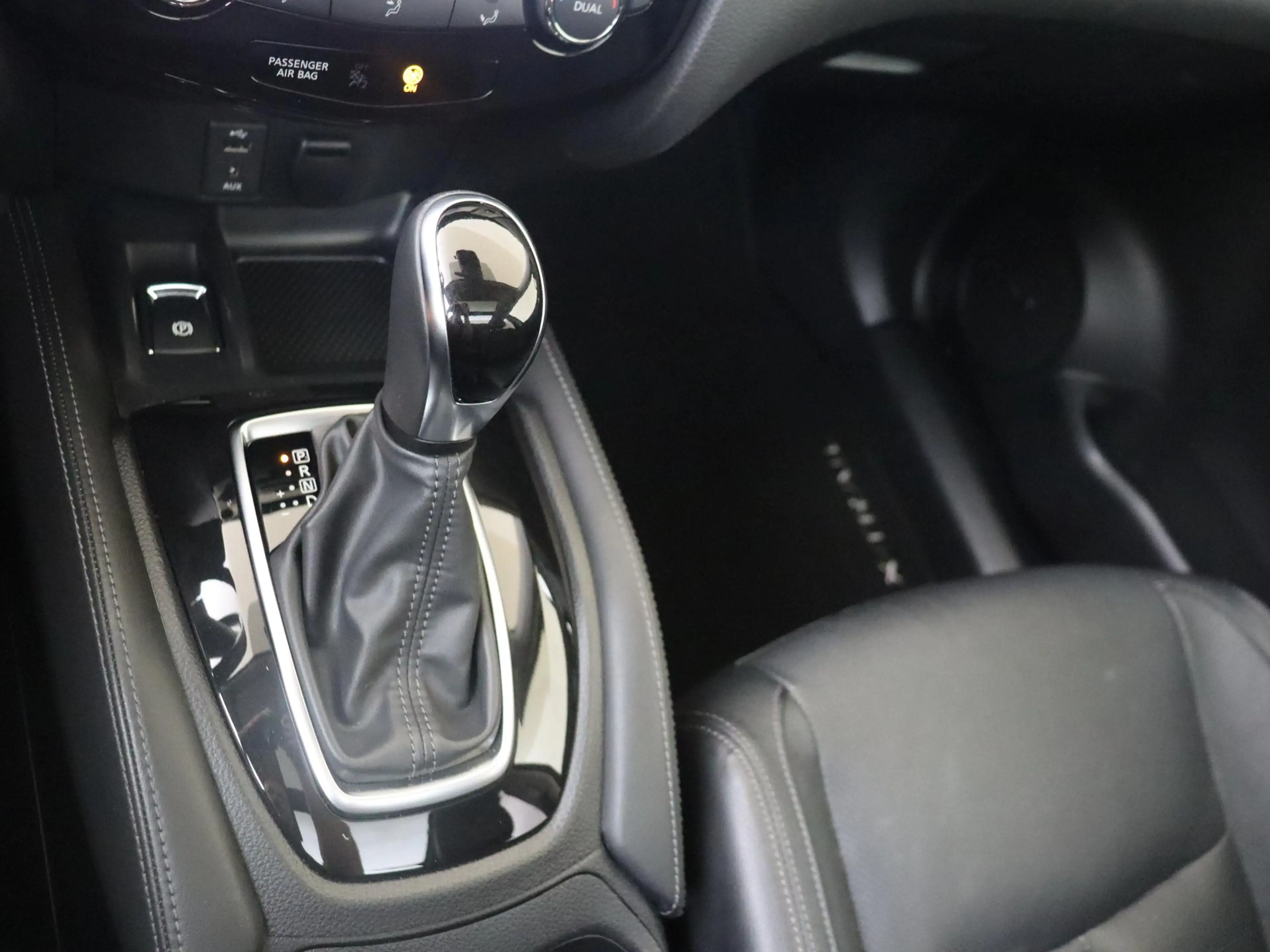 Nissan X-Trail 1.3 DIG-T Tekna Panoramadak | LM Velgen | Ledere b — photo 14