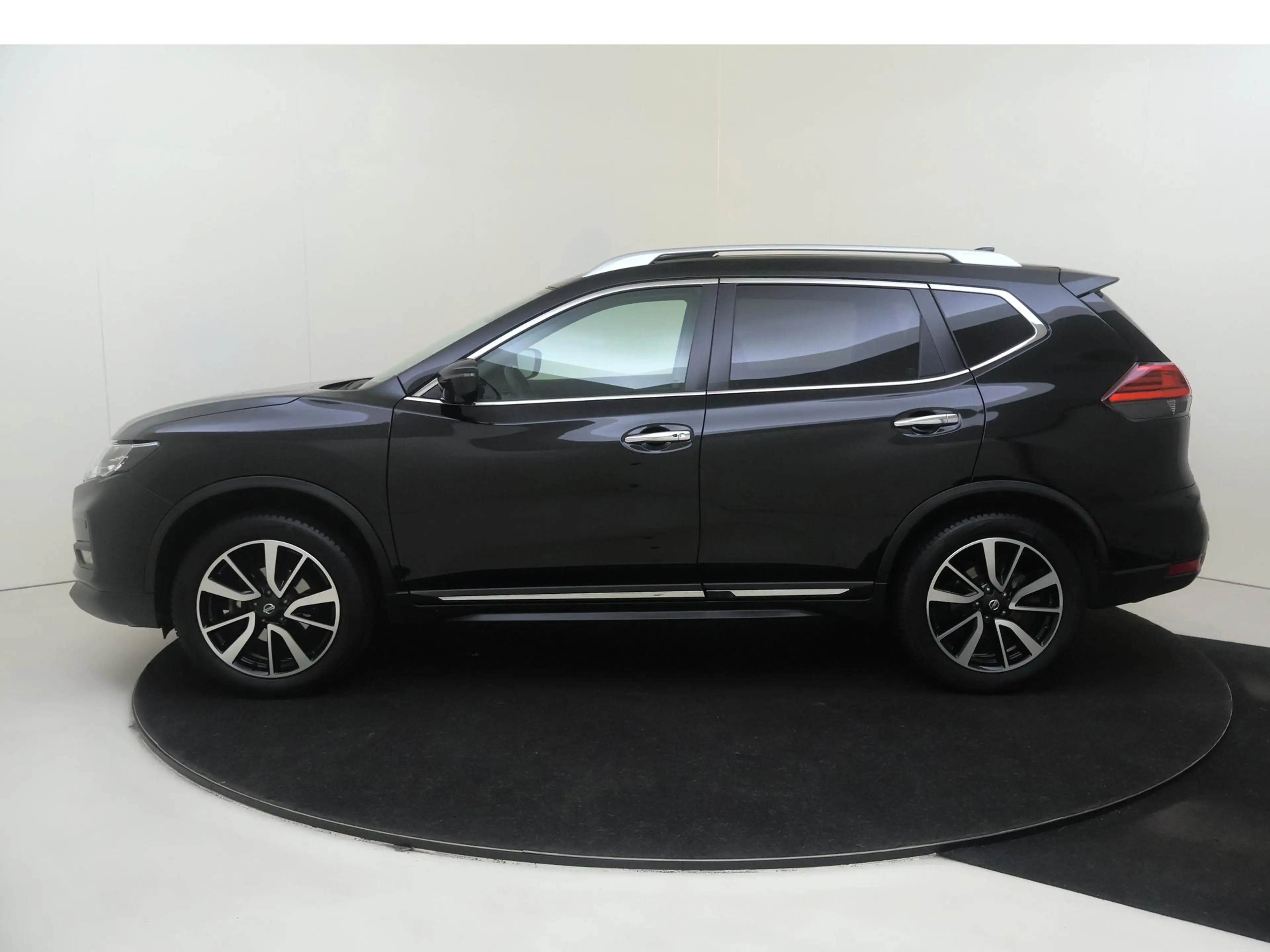 Nissan X-Trail 1.3 DIG-T Tekna Panoramadak | LM Velgen | Ledere b — photo 8