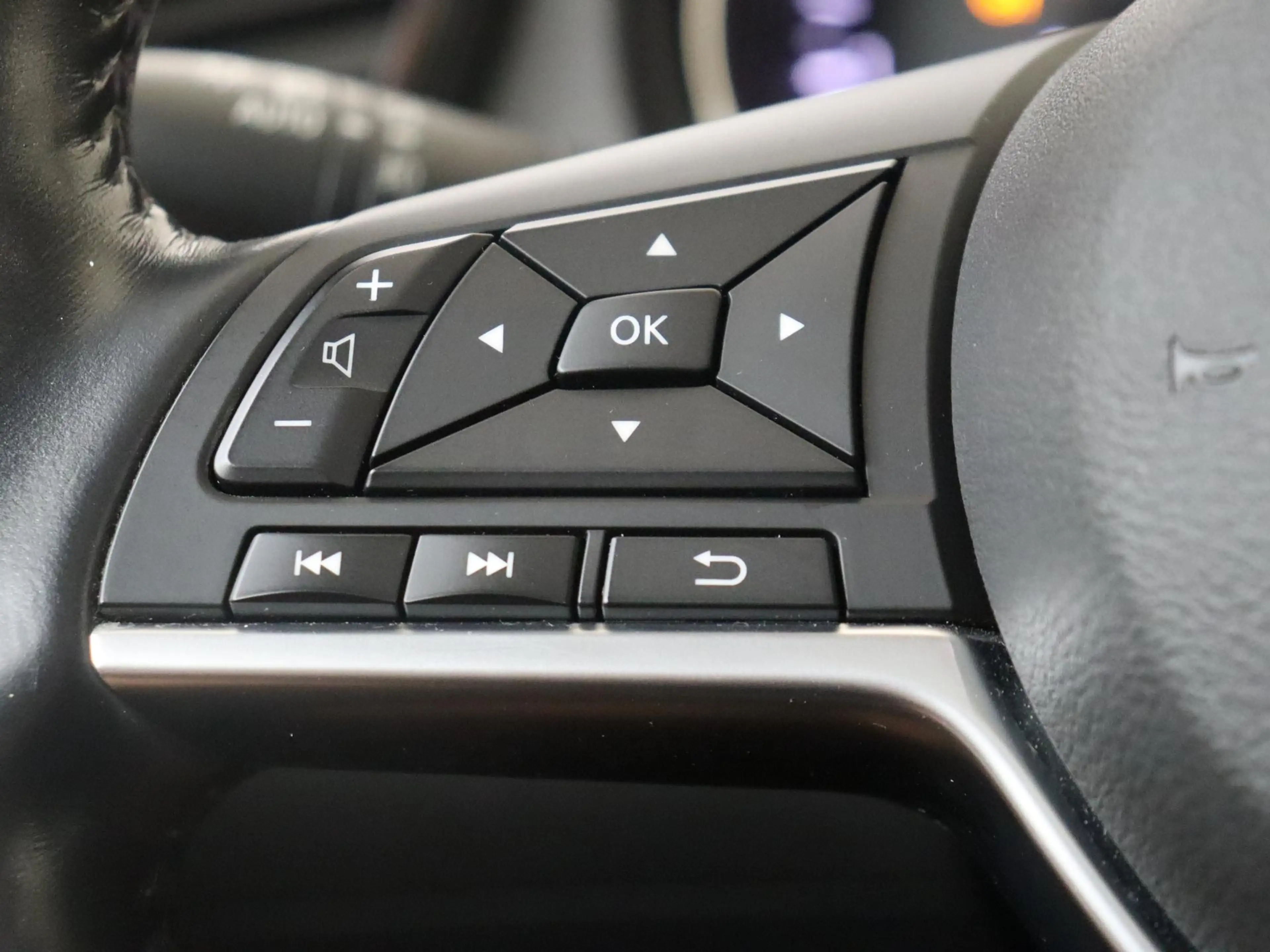 Nissan X-Trail 1.3 DIG-T Tekna Panoramadak | LM Velgen | Ledere b — photo 12