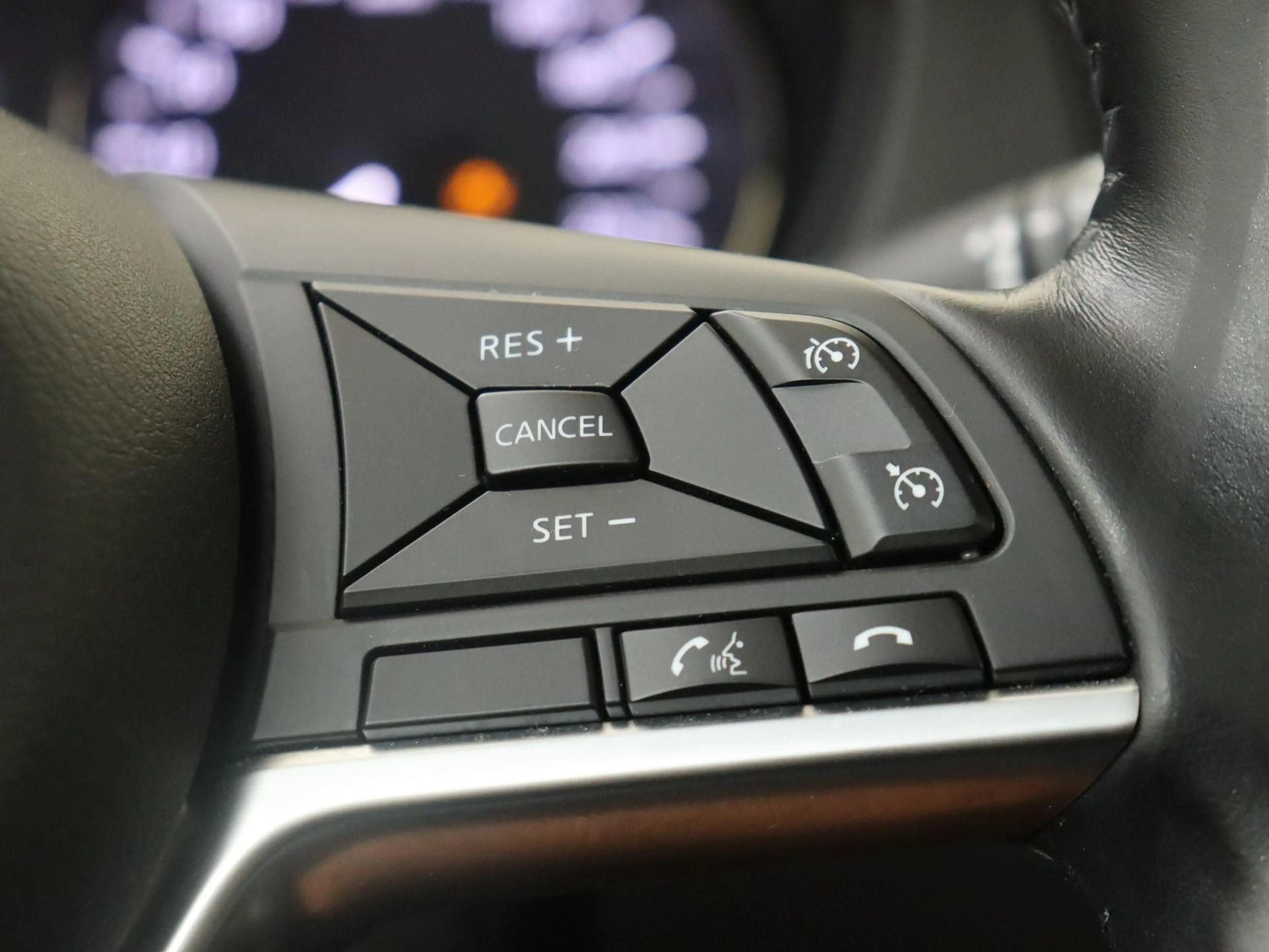 Nissan X-Trail 1.3 DIG-T Tekna Panoramadak | LM Velgen | Ledere b — photo 13