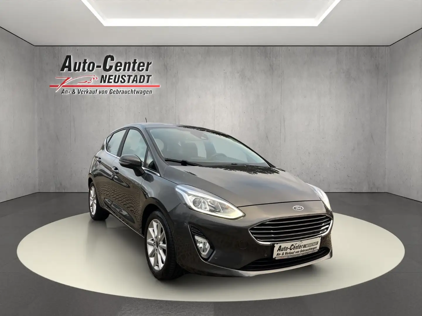 Ford Fiesta Titanium NAVI/SOUND/DAB+/KAMERA Gris - 1