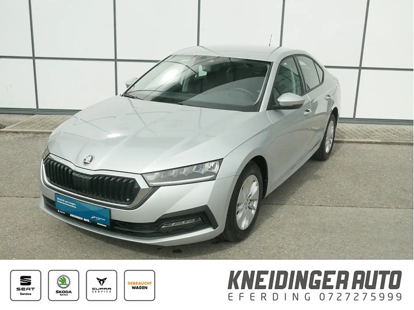 Skoda Octavia 2,0 TDI Ambition DSG, Tempomat, Freisprecheinri... Silber - 1