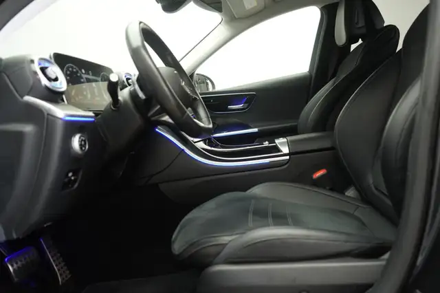 Mercedes-Benz C-Class view 10