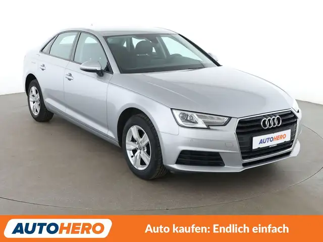 Audi A4 view 8
