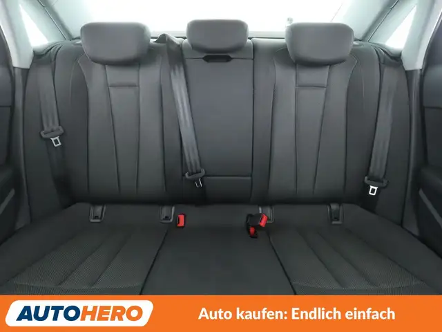 Audi A4 view 15