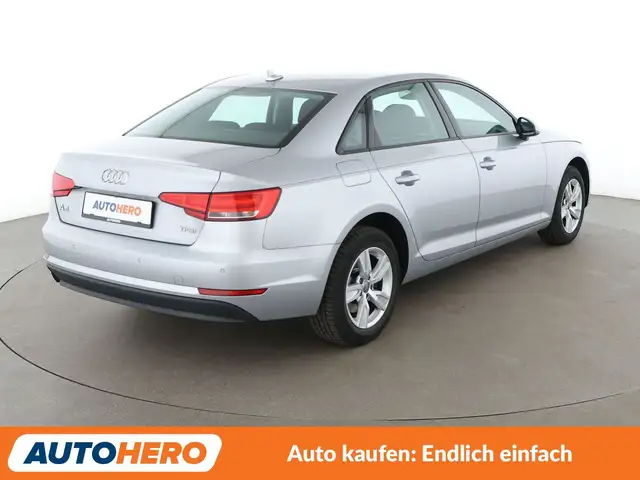 Audi A4 view 6