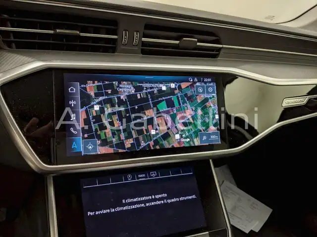 Audi A6 view 14