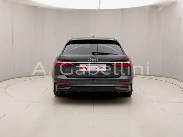 Audi A6 view 5
