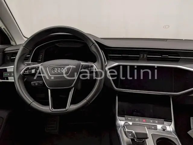 Audi A6 view 7