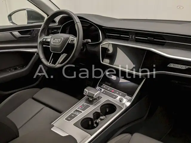 Audi A6 view 6