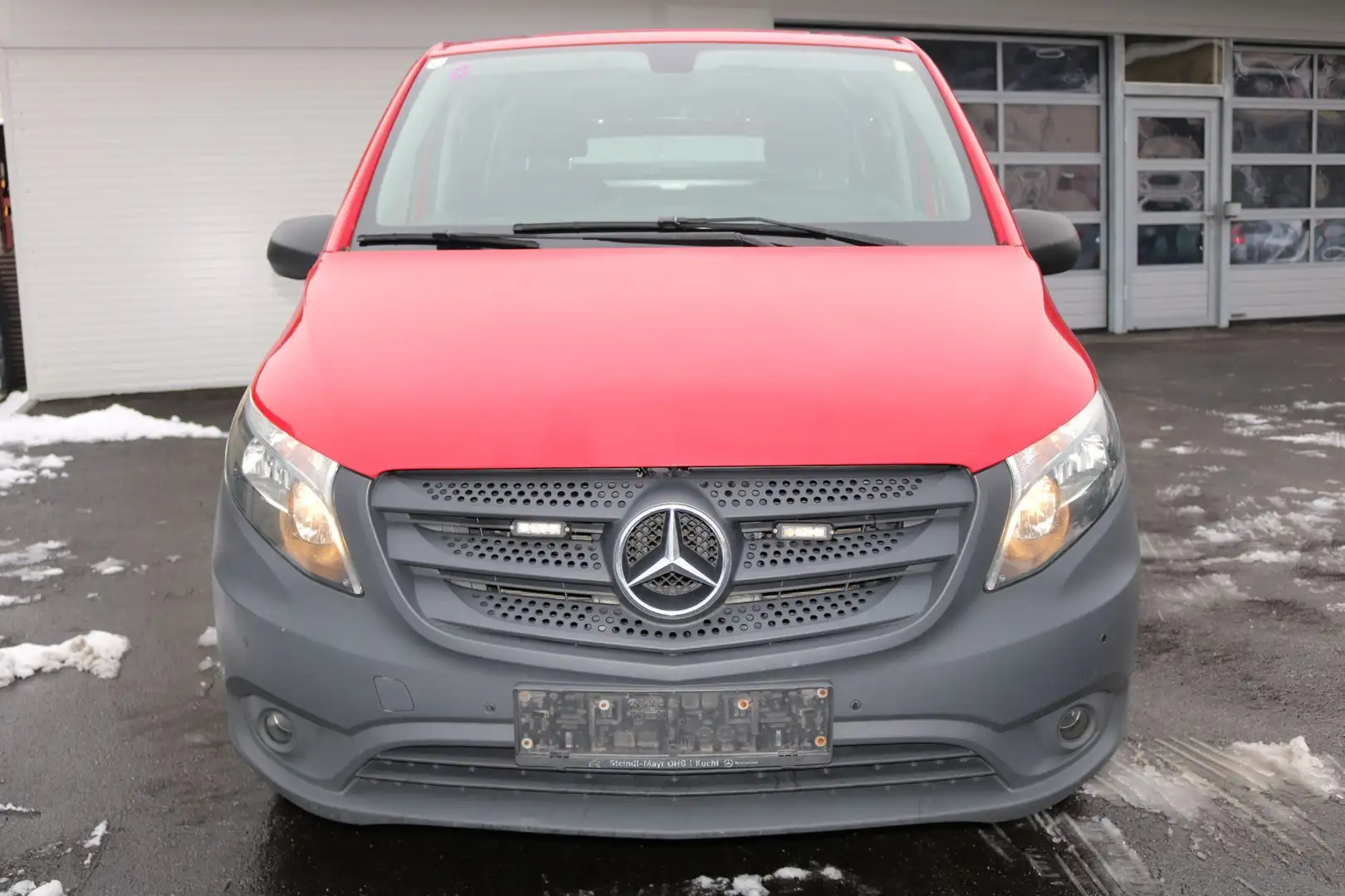 Mercedes-Benz Vito Tourer Pro 116 BlueTEC lang Rot - 2