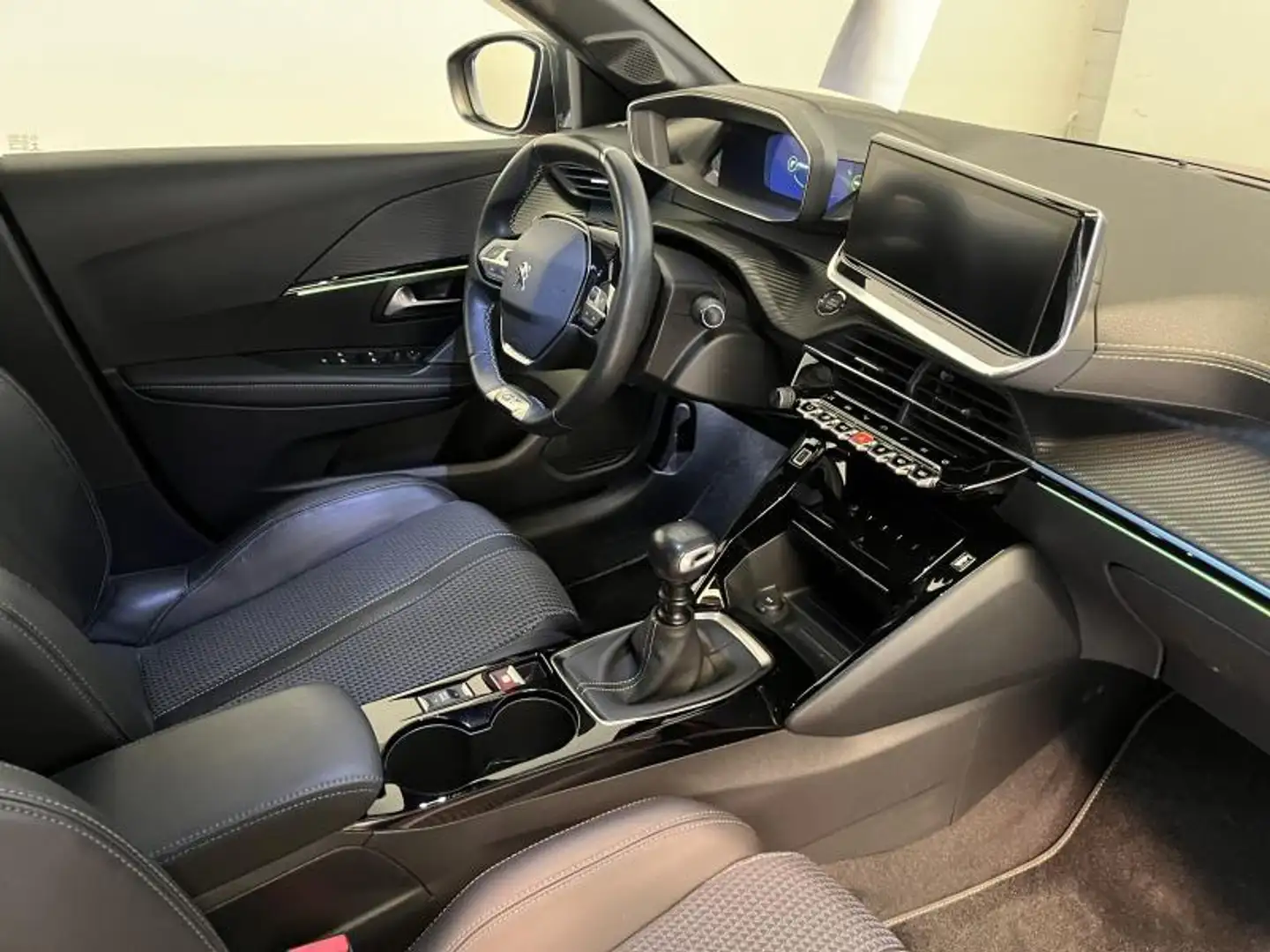 Peugeot 208 GT Line Rood - 2