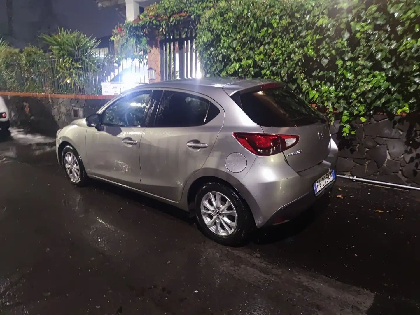 Mazda 2 5p 1.3 Easy 75cv - 2