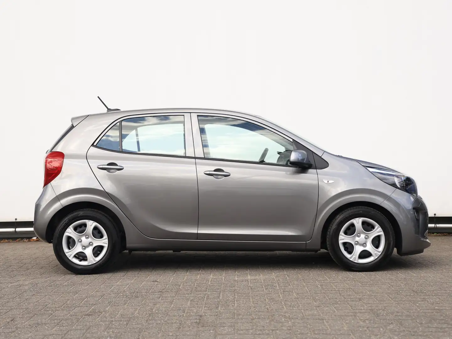 Kia Picanto 1.0 DPi ComfortLine 67pk | NL- auto | Aircondition Grijs - 2