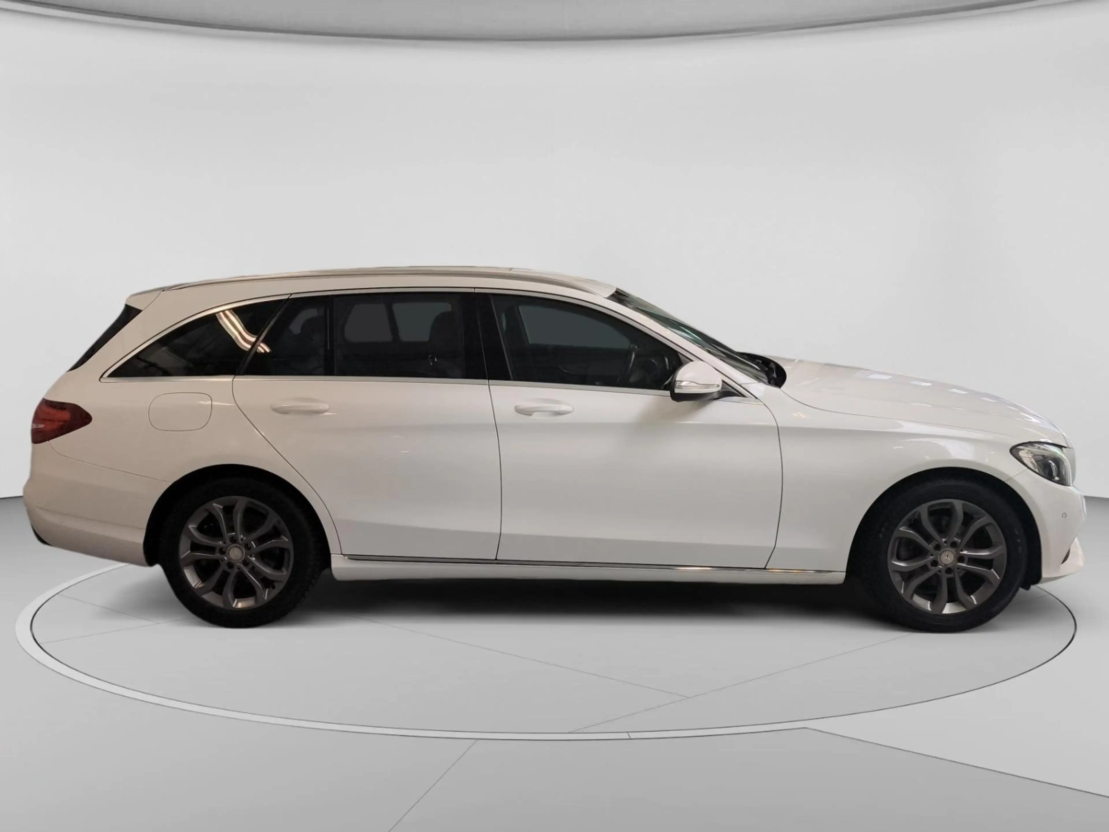 Mercedes-Benz C 180 Estate Prestige Avantgarde | LED | Navi | Trekhaak — photo 8