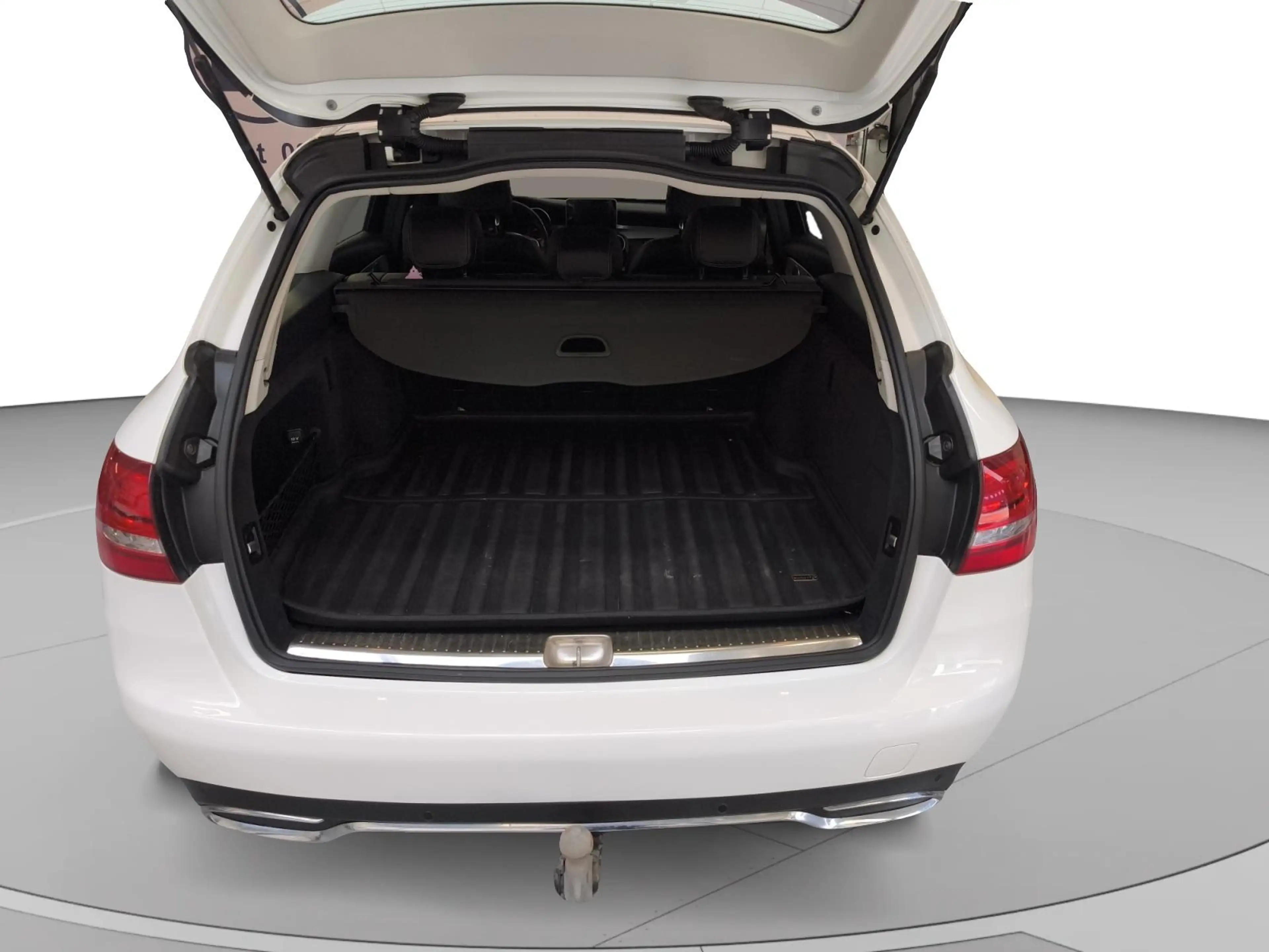 Mercedes-Benz C 180 Estate Prestige Avantgarde | LED | Navi | Trekhaak — photo 9