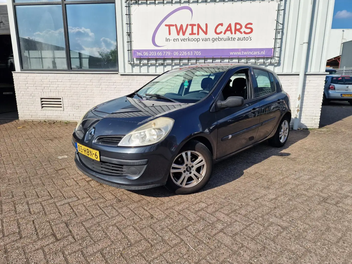 Renault Clio 1.2-16V Expression 5drs Šedá - 2