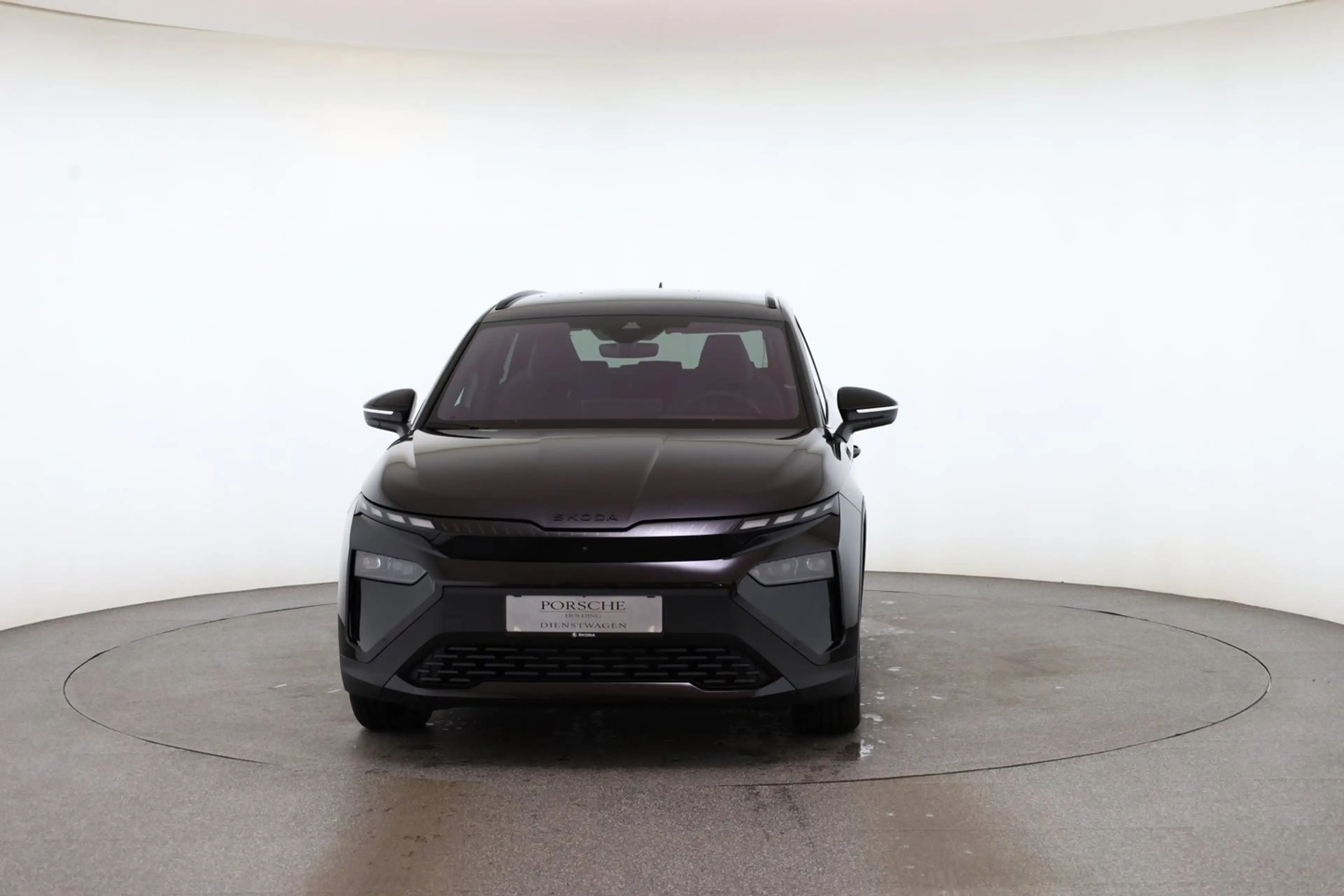 Skoda Elroq Sportline 85x — photo 8