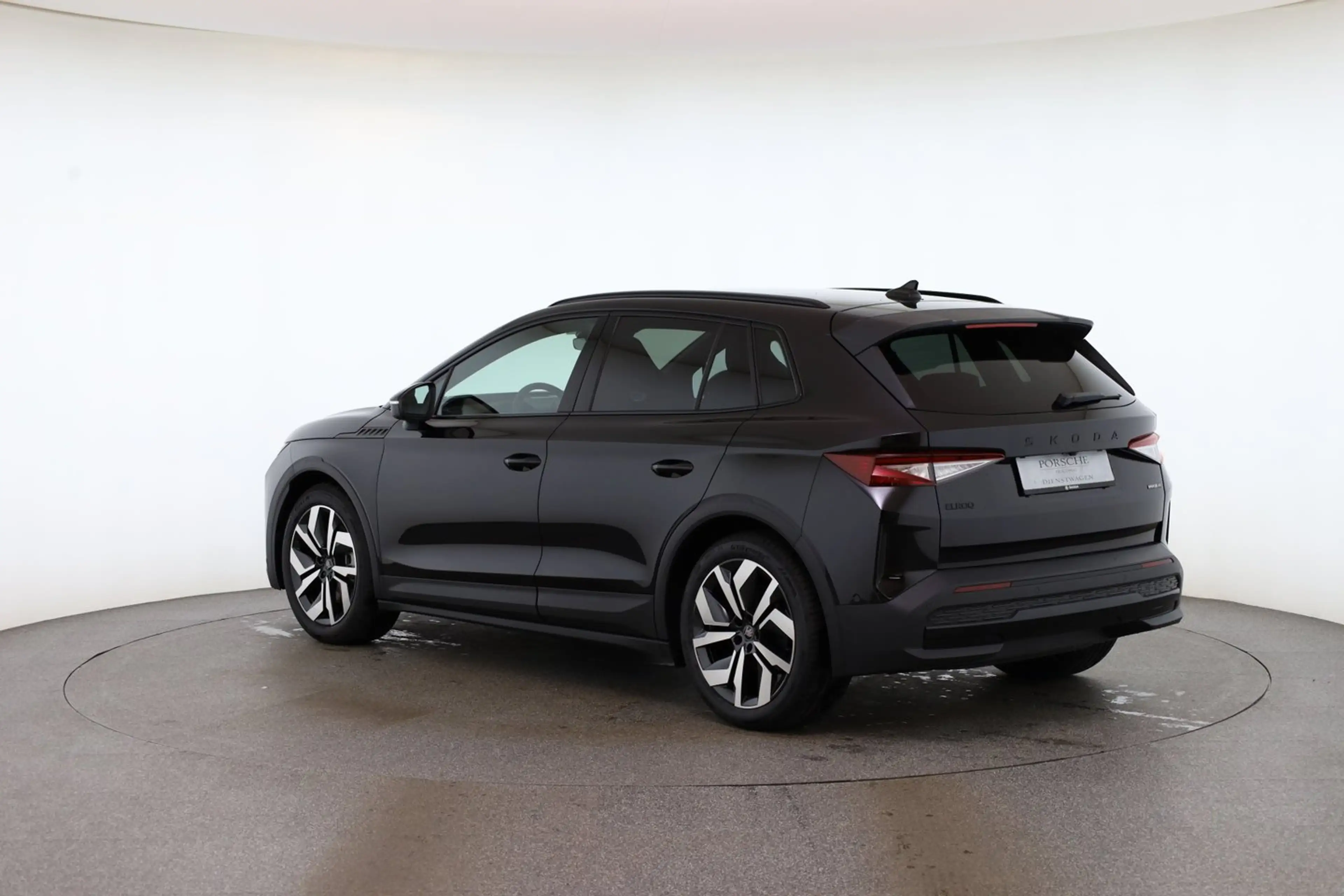 Skoda Elroq Sportline 85x — photo 3