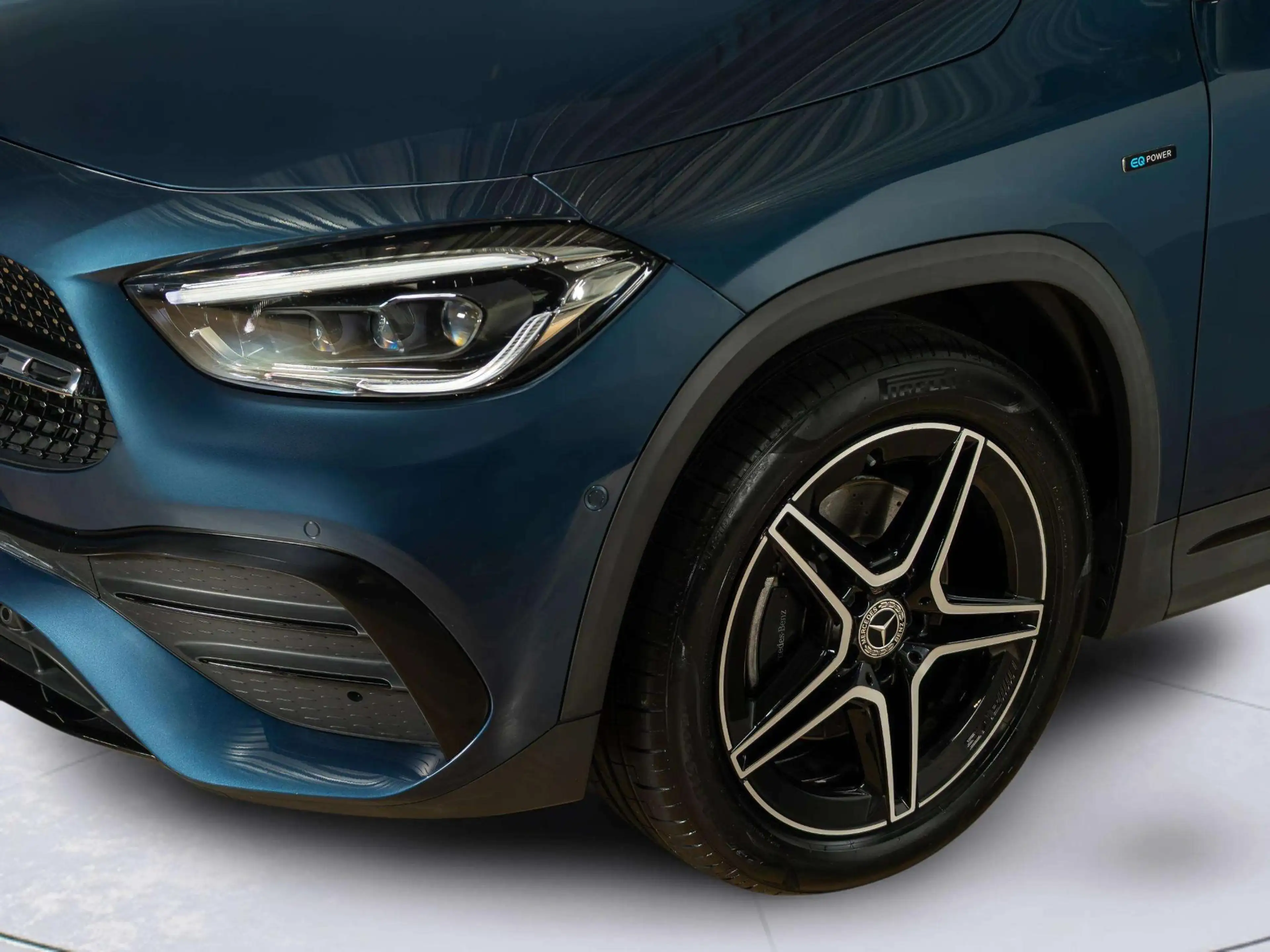 Mercedes-Benz GLA 250 e Business Solution AMG Limited | Panorama dak | T — photo 7